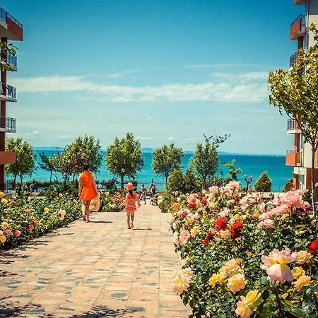 Apartment Noks 17 Pools And Sea *